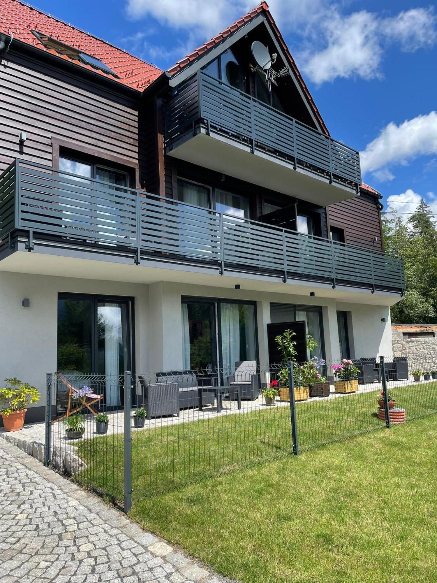 Z Widokiem Apartamenty - Apartamenty Z Widokiem Na Gory I Zewnetrzna Balia Szklarska Poreba Luaran gambar
